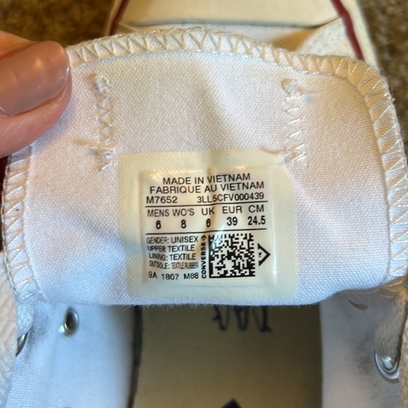 White converse W8 M6 - Picture 7 of 7